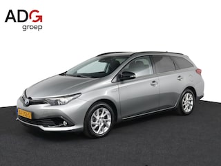 Toyota Auris Touring Sports 1.8 Hybrid Black Edition | Cruise control  | Navigatie | Parkeer camera |