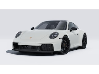 Porsche 911 Carrera 4 GTS