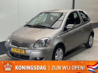 Toyota Yaris 1.0 VVT-i S-Line MMT