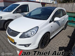 Opel Corsa 1.4-16V Cosmo