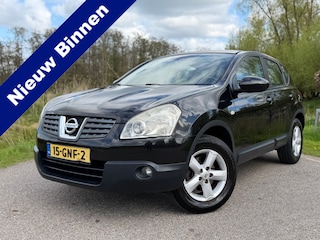 Nissan Qashqai 1.6 Acenta / Airco / Radio - CD / Trekhaak / PDC Achter / LM-Velg 16" / NAP
