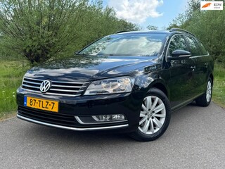 Volkswagen Passat Variant 1.4 TSI Comfortline BlueMotion / Automaat / Airco / Navigatie /CC / PDC / Trekhaak / LM-Velgen / NAP