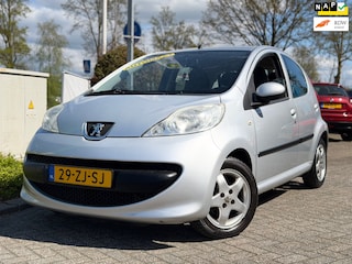 Peugeot 107 1.0-12V XS Urban Move AUTOMAAT 2e eigenaar airco 5drs