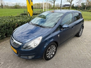 Opel Corsa 1.2 16V  111 Edition Cruise / Airco