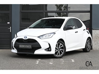 Toyota Yaris 1.5 Hybrid Executive | Carplay|Camera|Carbon