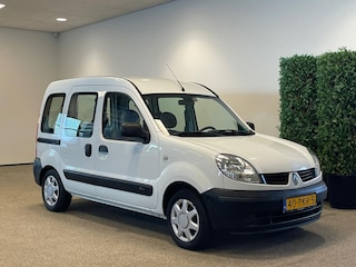 Renault Kangoo Rolstoelauto 3+1