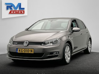 Volkswagen Golf 1.0 TSI Connected Series | Origineel NL | PDC | Trekhaak | Navigatie | Cruise/Control | Climate/Control |