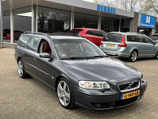 Volvo V70 2.5 R AWD 6 Speed + Atacama