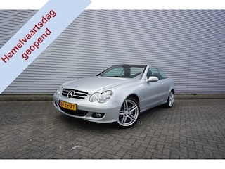 Mercedes-Benz CLK Cabrio 200 K. Elegance AUTOMAAT - Airco / Cruise / Parkeers. / Leder /  Stoelverw. / Lm velgen