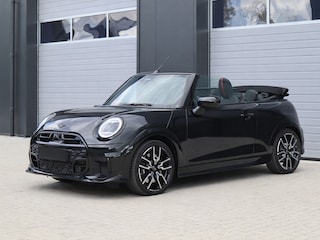 Mini John Cooper Works Cabrio S Cooper | In Mei beschikbaar !