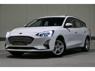Ford Focus Wagon 1.0 EcoBoost Trend Edition Business |PDC|Camera|Clima|Trekhaak|Keyless!