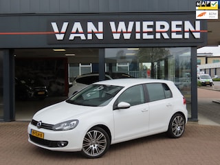 Volkswagen Golf 1.2 TSI Highline Xenon 18" Navi Trekhaak Cruise NAP