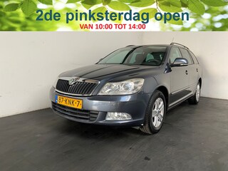 Skoda Octavia Combi 1.4 TSI Ambition. APK 01-2027.Trekhaak!