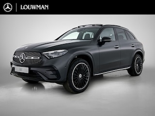 Mercedes-Benz GLC 300e 4MATIC Sport Edition | Premium | Nightpakket | Rijassistentiepakket Plus | Treeplanken in aluminiumlook | Trekhaak | Panoramaschuifdak | Smartphone integratie | 360° camera | Sfeerverlichting |