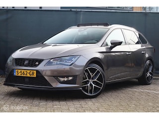 Seat Leon ST 1.8 TSI DSG FR | pano | adaptive | trekhaak