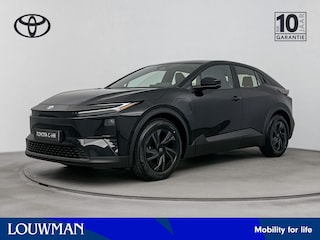 Toyota C-HR First Edition 77 kWh Demo auto