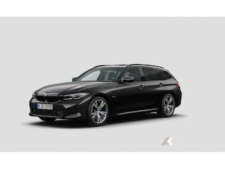BMW 330e Touring M Sport | Panorama | Harman/Kardon | Camera | 19' Inch |