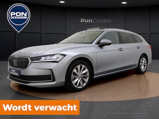 Skoda Superb Combi 1.5 TSI MHEV First Edition | Pano Dak | Trekhaak | Camera | ACC | Stuur-/Stoelverwarming V+A | Carplay | 17'' |