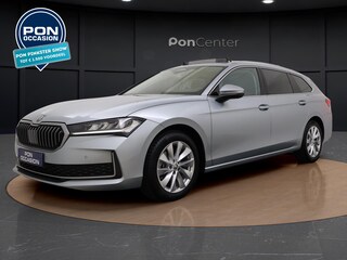 Skoda Superb Combi 1.5 TSI MHEV First Edition | Pano Dak | Trekhaak | Camera | ACC | Stuur-/Stoelverwarming V+A | Carplay | 17'' |