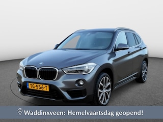 BMW X1 sDrive18i High Executive | Leder | Trekhaak | Stoelverwarming