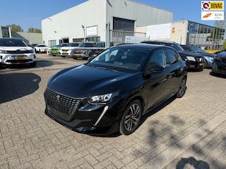 Peugeot 208 1.2 PureTech Allure, Panodak, Navi, Dealer auto