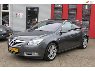 Opel Insignia Sports Tourer 1.6 T Executive , LPG G3 , Leder , Pano, Navi
