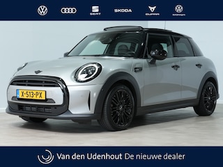 Mini Cooper 1.5 Camden Edition | Panorama | Navi | Stoelverw. | Leder | Full-LED // 05-2026 Verwacht //