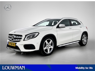 Mercedes-Benz GLA 180 Business Solution AMG | Achteruitrijcamera | Trekhaak | Stoelverwarming | Inclusief 12 Maanden Garantie.