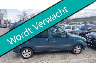 Renault Kangoo 1.6-16V Privilège 95pk Airco Trekhaak 1150kg. Schuifdeuren