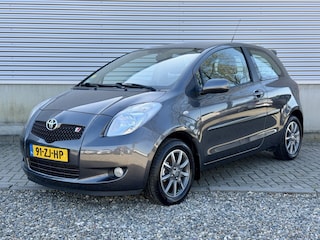 Toyota Yaris 1.3 VVTi Sol