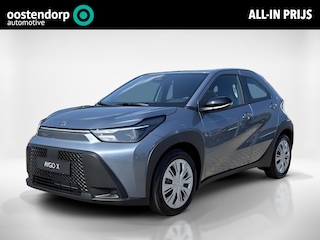 Toyota Aygo Hybrid 115 play | Nieuw | Achteruitrij camera | Climate Control |