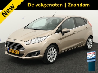 Ford Fiesta 1.0 EcoBoost Titanium Trekhaak, Bluetooth, Cruise control, Parkeersensor achter, Regensensor, Verwarmd voorruit, Lichtmetalen velgen 16, Ontdek deze sportieve en betrouwbare Ford Fiesta 1.0 EcoBoost Titanium uit 2017 met handgeschakelde transmissie. Dankzij de zuinige en pittige EcoBoost motor biedt deze hatchback verrassend v