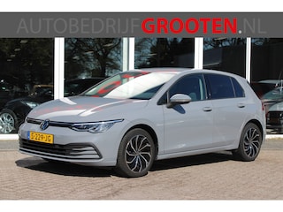 Volkswagen Golf 1.0 TSI Life//Apple Carplay!!