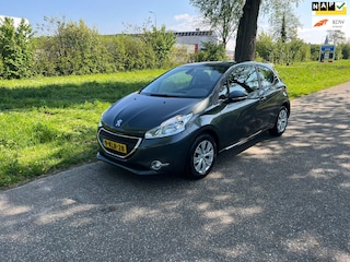 Peugeot 208 1.2 VTi Envy Navi Airco Cruise Pdc Achter