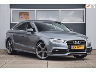 Audi A3 Limousine 1.4 TFSI Ambition S LINE/ZWARTE HEMEL/STOELVERWARMING/XENON