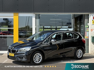 BMW 2-serie Tourer 216i Centennial Executive , NL-Auto, Navigatie, Climate Control, Cruise Control, Parkeersensoren, Lichtmetalen velgen, Regen - licht sensor