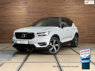 Volvo XC40 1.5 T3 R-Design | Pano | Winterpakket | Elektr voorstoelen+memory | Camera | Carplay