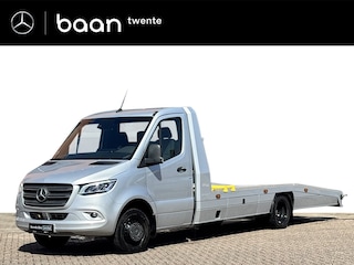 Mercedes-Benz Sprinter 319 3.0 V6 Oprijwagen | Luchtvering | LED | DISTRONIC | Trekhaak |