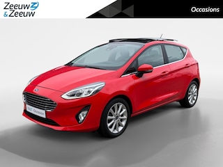 Ford Fiesta 1.0 EcoBoost Titanium | Panorama dak | Parkeersensoren voor en achter | Camera achter | Cruise control | Navigatie via Carplay | Apple carplay & Android auto |