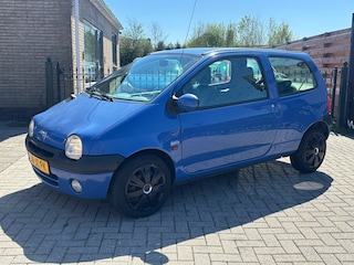 Renault Twingo 1.2-16V Hélios | AIRCO | ELECTRICE RAMEN | STUURBEKRACHTIGING | NW APK BIJ AFLEVERING |