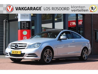 Mercedes-Benz C180 Aut. *180* | Trekhaak | Cruise & Climate Control | Schuifdak | Stoelverwarming | PDC | Navigatie | Bluetooth |