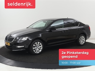 Skoda Octavia 1.5 TSI Ambition Business | Automaat | Trekhaak | Carplay | Navigatie | Parkeerhulp | Climate control | Bluetooth | Cruise control