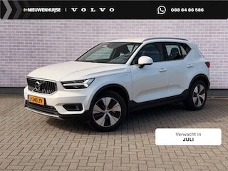 Volvo XC40 1.5 T5 Recharge Business Pro | Plug-in Hybrid ((PHEV) | Trekhaak | Stoelverwarming voor en achter | Achteruitrijcamera | Parkeersensoren | Navigatie | Apple Carplay | Android Auto | BLIS | Cruise Control Adaptief | Elektrische Achterklep