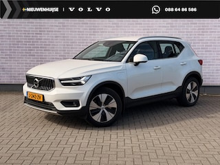 Volvo XC40 1.5 T5 Recharge Business Pro | Plug-in Hybrid ((PHEV) | Trekhaak | Stoelverwarming voor en achter | Achteruitrijcamera | Parkeersensoren | Navigatie | Apple Carplay | Android Auto | BLIS | Cruise Control Adaptief | Elektrische Achterklep