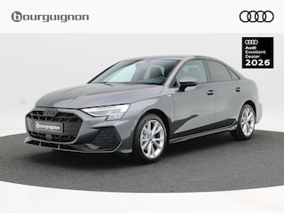 Audi A3 Limousine 30 TFSI | S edition | 116 PK | Optiek zwart plus | Privacyglas | 17 inch velgen |