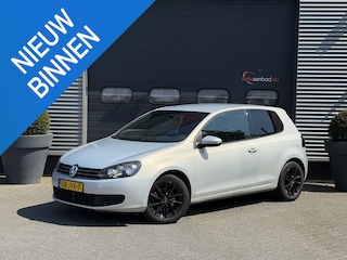 Volkswagen Golf 1.4 TSI Comfortline | Navigatie | Parkeersensoren | Lichtmetalen Velgen | Climate Control |