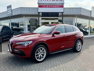Alfa Romeo Stelvio 2.0 T AWD Super Business Edition Leder. Add Cruise, Lane assist, Camera, PDC, 20"inch!