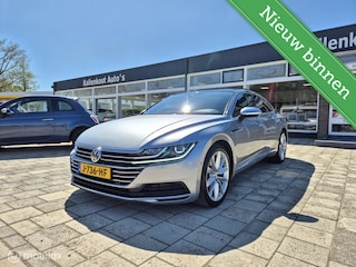 Volkswagen Arteon 1.5 TSI Elegance, Pano, Trekhaak, DigiDash