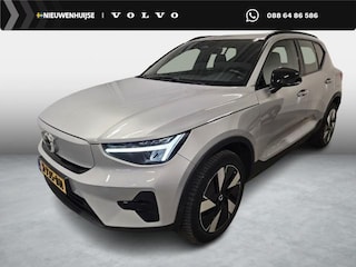 Volvo XC40 Single Motor Extended Range Plus 82 kWh | Adaptieve Cruise Control | Verwarmbare voorstoelen | Verwarmbaar stuurwiel | Warmtepomp | BLIS |