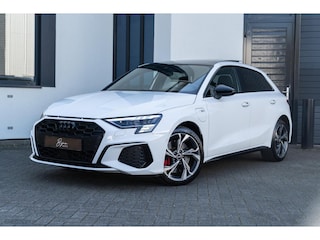 Audi A3 Sportback 45 TFSI e S-Edition PANO / RS STOELEN / HUD